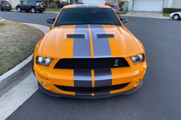 GT shelby 2007 orange front